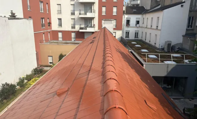 Nettoyage de toiture en tuile à Saint-Ouen, Bagnolet, Brion Couverture